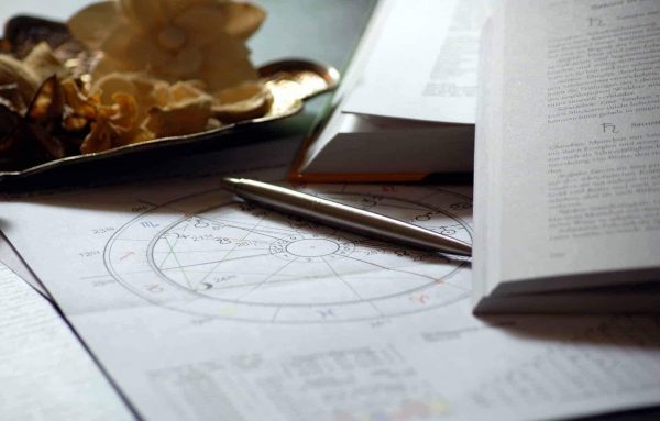 Astro-Coaching, Wirtschaftsastrologie, Astrologie Lexikon: Für was stehen die Häuser in der Astrologie?